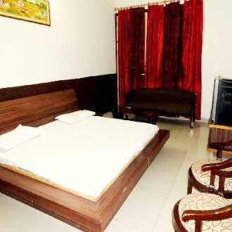 Hotel Mid City, Hissar 3